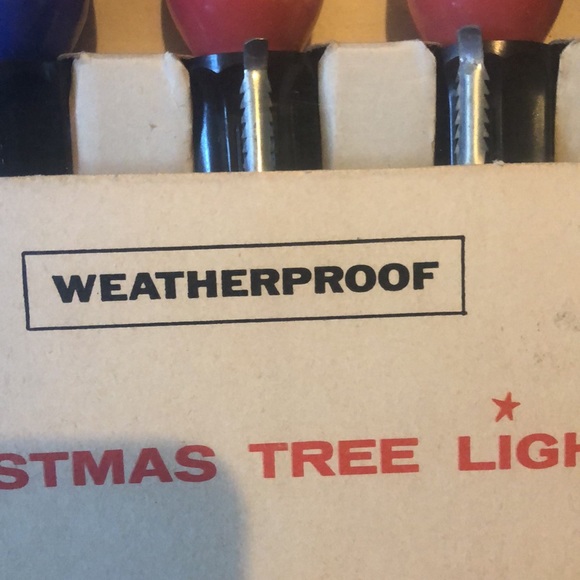 Christmas lights multi colored VTG USA 15 lights 23 feet long EUC - Picture 3 of 8